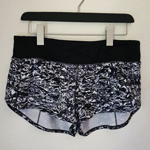 Lululemon Speed Up Short (2.5")